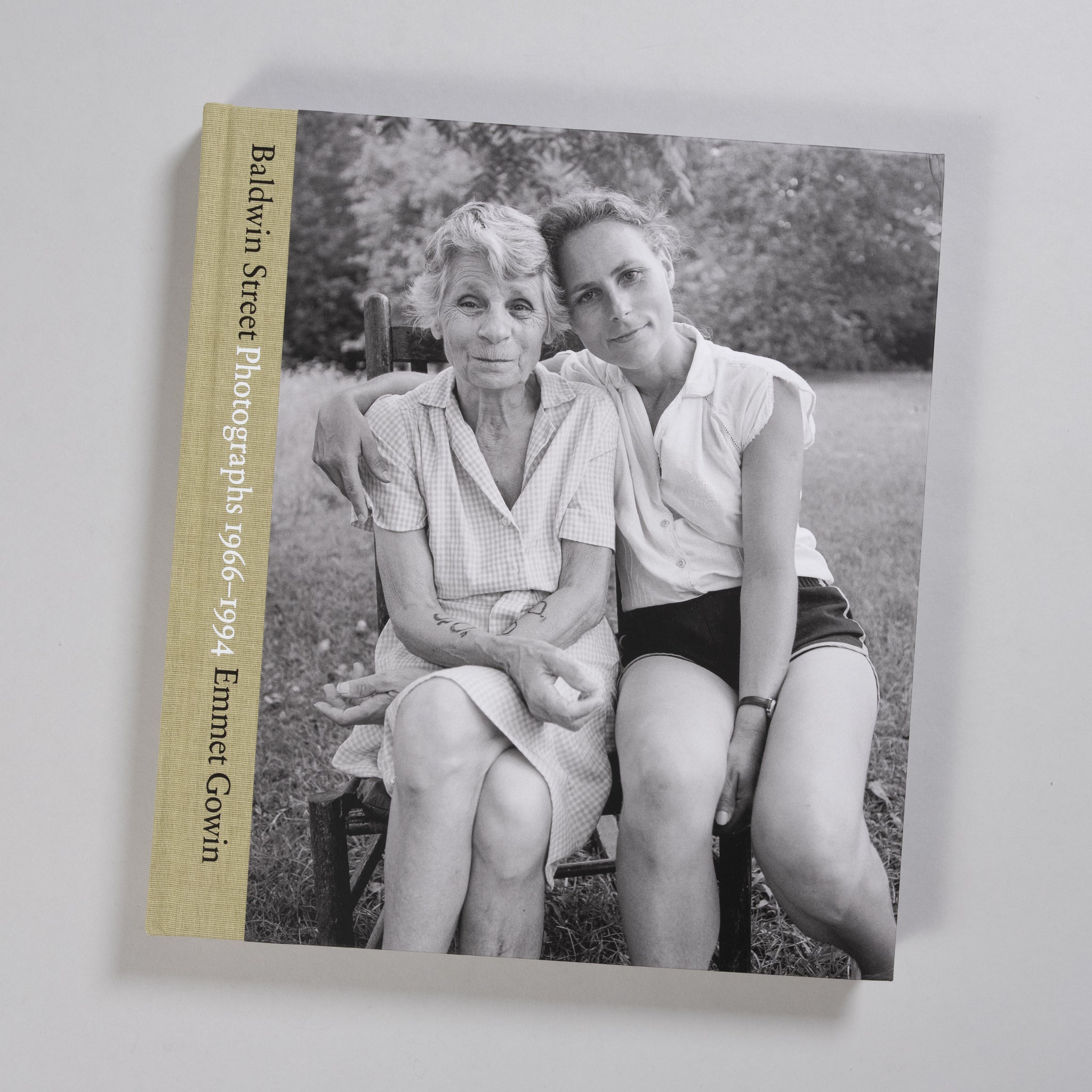 Emmet Gowin - Baldwin Street: Photographs 1966–1994 – Baltimore